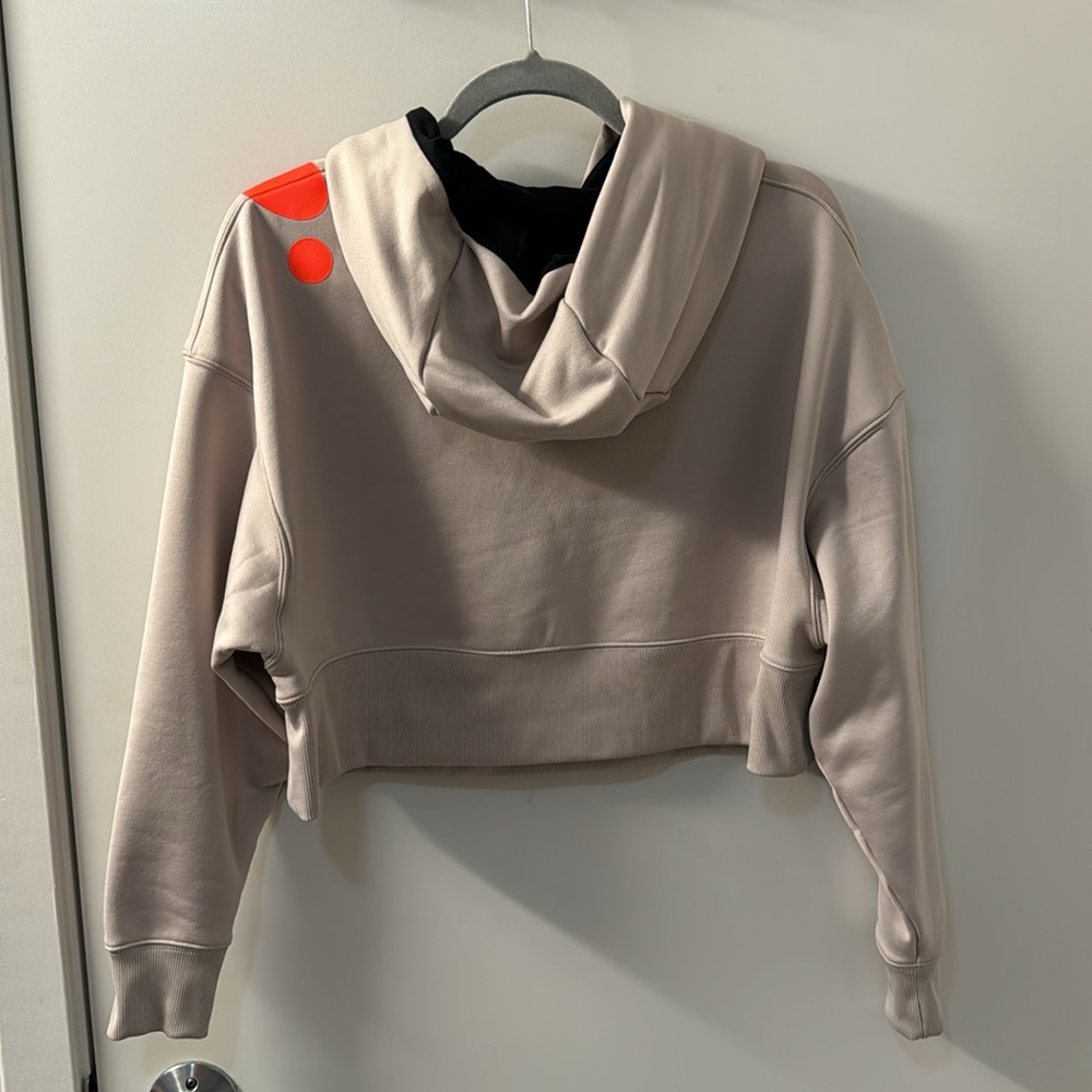 Nike Tan Dri Fit Hoodie Size XS - Picture 6 of 6
